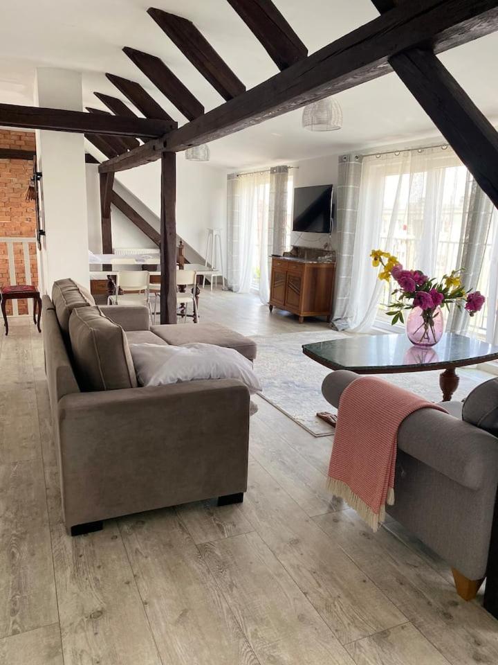 Apartment with Terrace